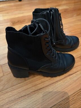 Women’s Mudd Black Lace-Up Ankle Boots